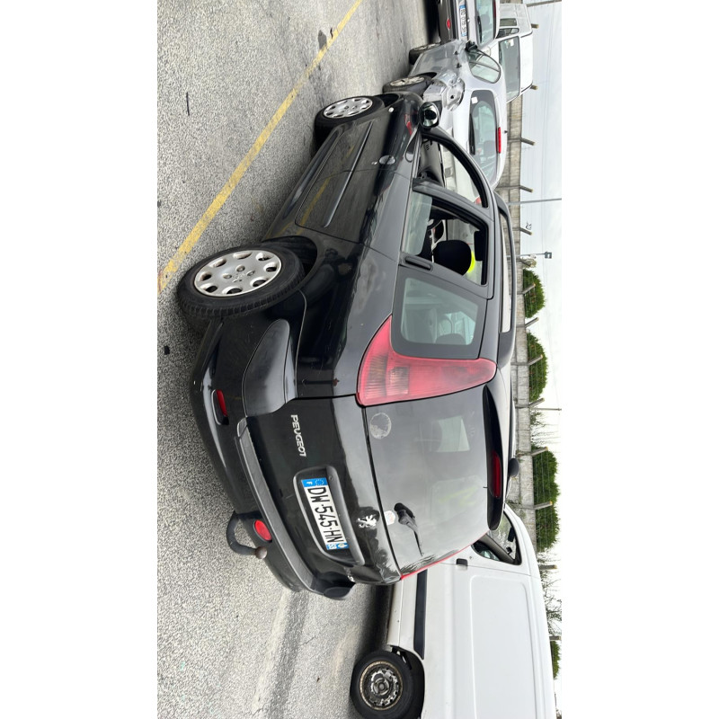Pare boue avant droit PEUGEOT 206 Photo n°10