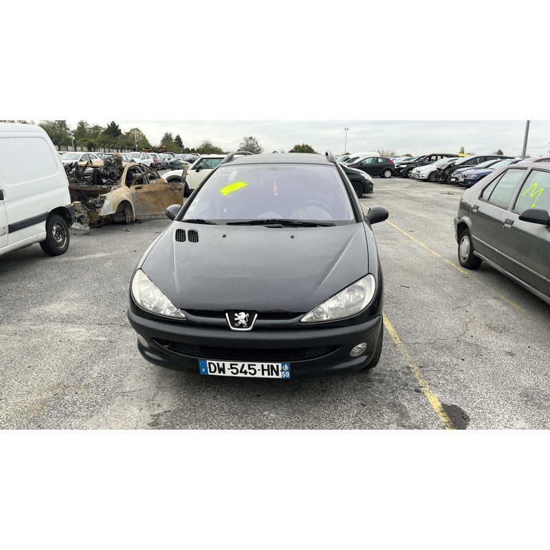 Pare boue avant droit PEUGEOT 206 Photo n°13