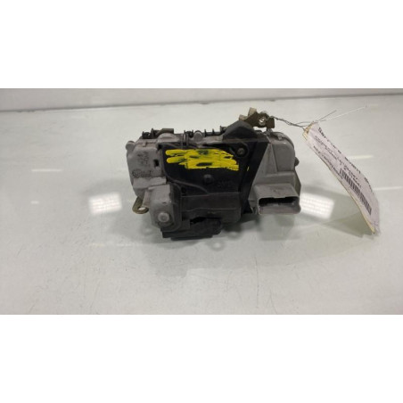 Serrure avant droit PEUGEOT 307