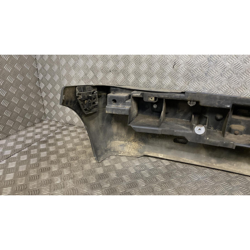 Pare choc arriere PEUGEOT 106 Photo n°6