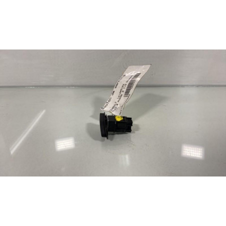 Bouton de warning RENAULT CLIO 4