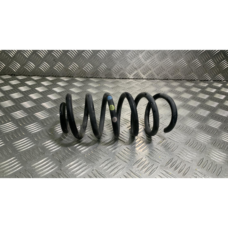 Ressort de suspension arriere gauche RENAULT CLIO 4 Photo n°1