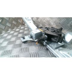 Leve vitre electrique avant gauche PEUGEOT 208 1 Photo n°1