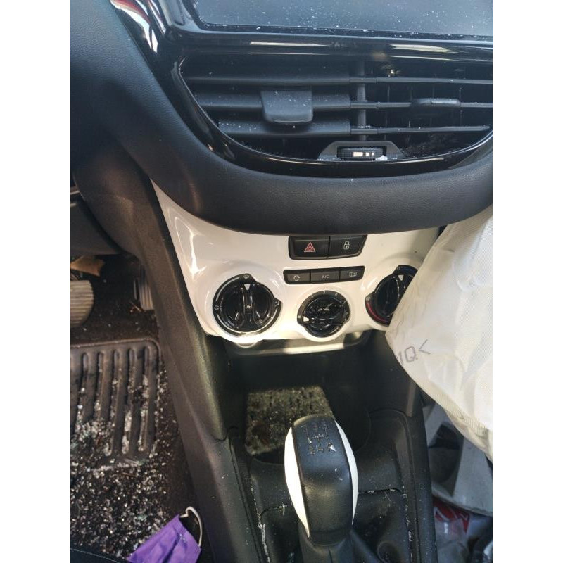 Leve vitre electrique avant gauche PEUGEOT 208 1 Photo n°9