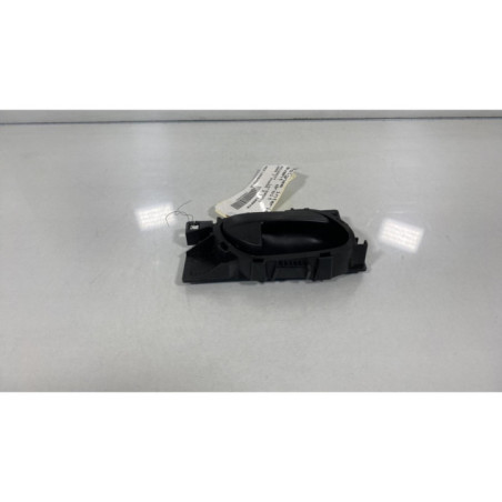 Poignee interieur avant droit PEUGEOT 208 1