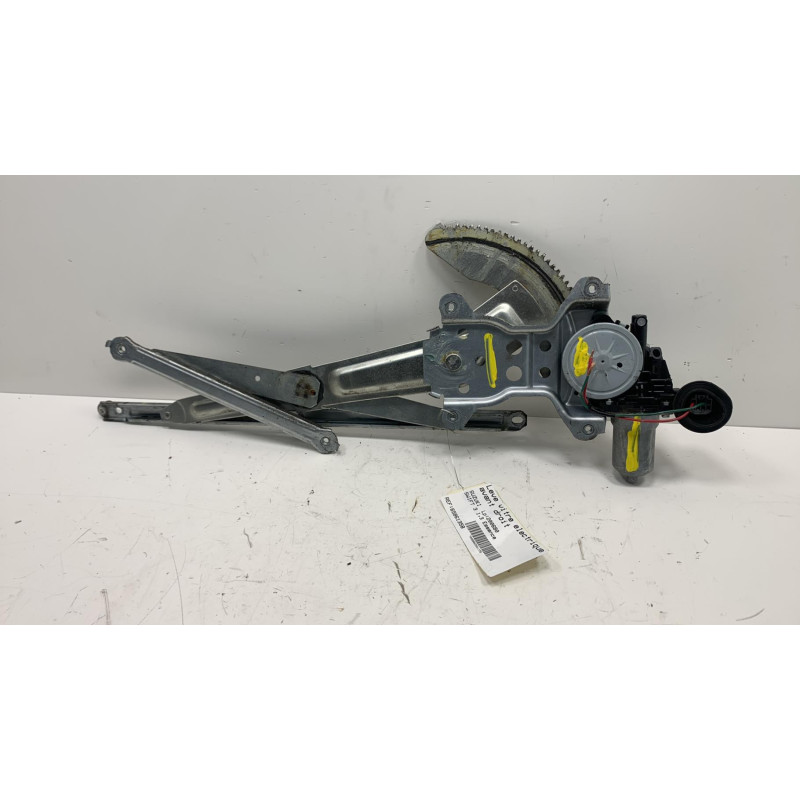 Leve vitre electrique avant droit SUZUKI SWIFT 3 Photo n°3