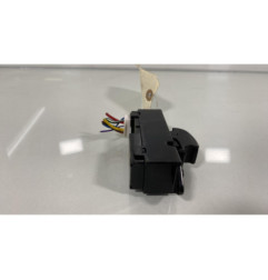 Interrupteur de leve vitre arriere droit PEUGEOT 4007