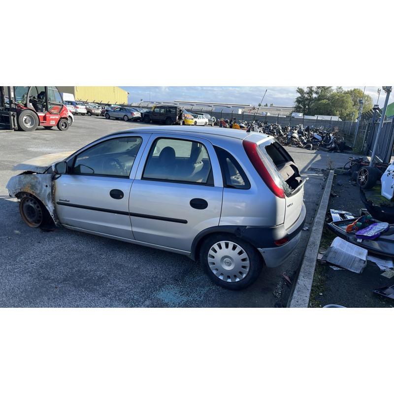 Feu arriere principal gauche (feux) OPEL CORSA C Photo n°5