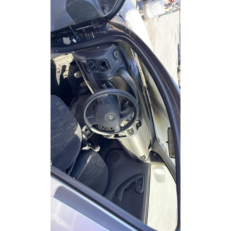 Porte arriere droit OPEL CORSA C Photo n°9