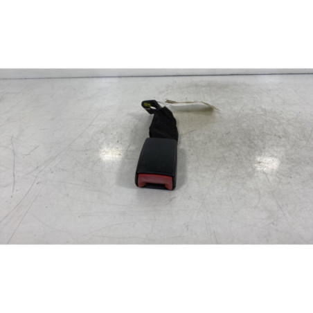 Attache ceinture arriere droit BMW SERIE 1 E87 Photo n°1