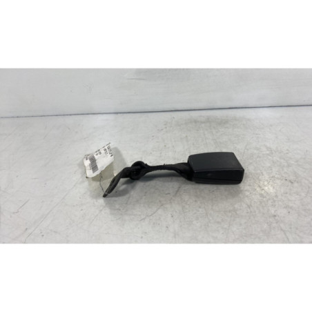 Attache ceinture arriere droit BMW SERIE 1 E87