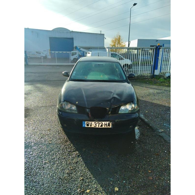 Pretensionneur de ceinture avant gauche SEAT IBIZA 3 Photo n°4