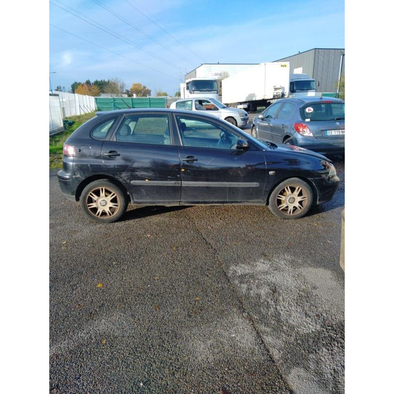 Pretensionneur de ceinture avant gauche SEAT IBIZA 3 Photo n°8