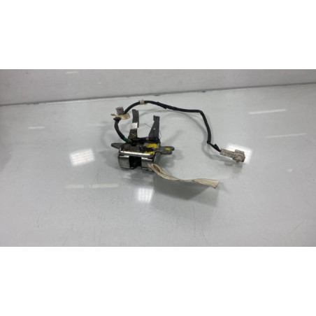 Serrure de coffre TOYOTA YARIS 1