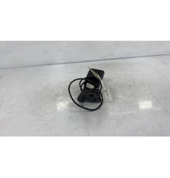 Attache ceinture arriere gauche PEUGEOT 308 1 Photo n°1