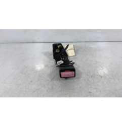 Attache ceinture arriere gauche PEUGEOT 308 1
