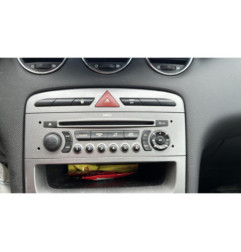 Attache ceinture arriere gauche PEUGEOT 308 1