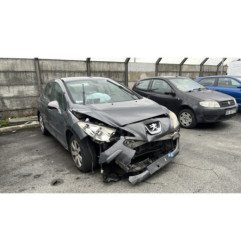 Attache ceinture arriere gauche PEUGEOT 308 1