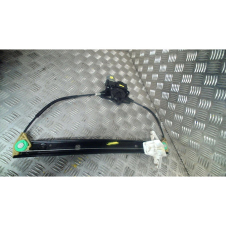 Leve vitre electrique arriere droit SKODA OCTAVIA 3 Photo n°1