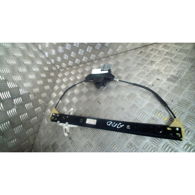 Leve vitre electrique arriere droit SKODA OCTAVIA 3 Photo n°2