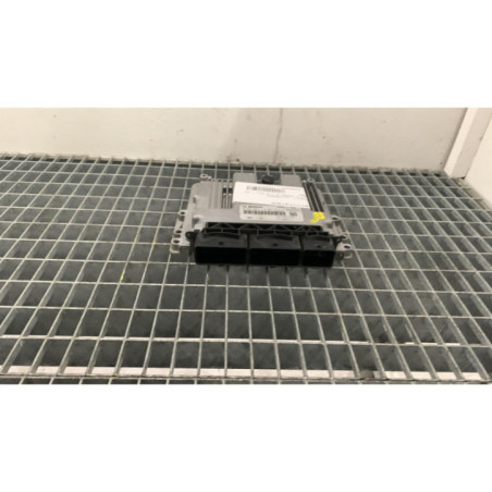 Calculateur moteur RENAULT CLIO 4