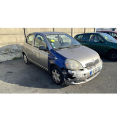 Feu arriere stop central TOYOTA YARIS 1