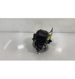 Pretensionneur de ceinture avant droit VOLKSWAGEN GOLF 4
