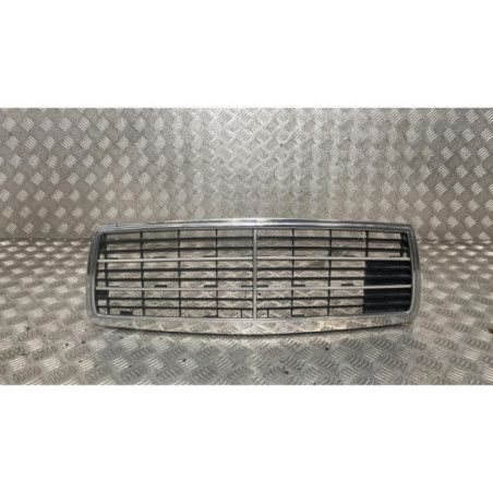 Calandre MERCEDES CLASSE C 202 Photo n°1