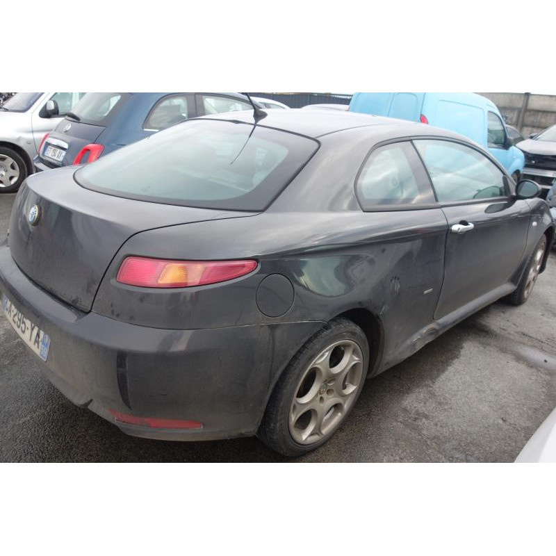 Porte avant droit ALFA ROMEO GT Photo n°9