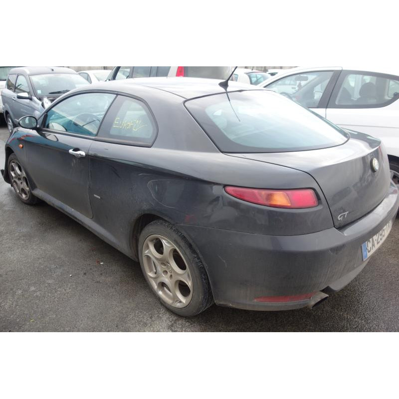 Porte avant gauche ALFA ROMEO GT Photo n°11