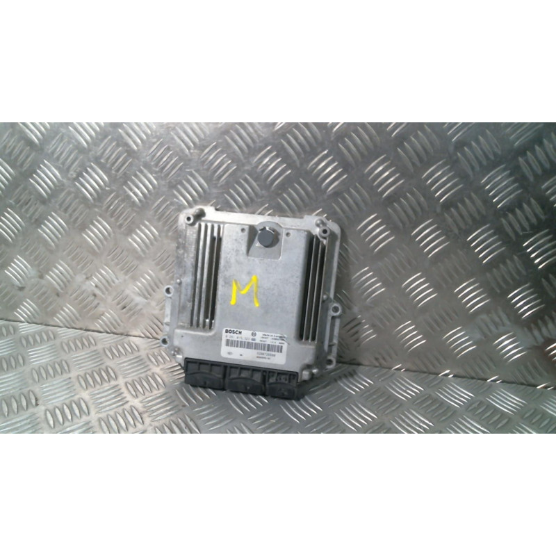 Calculateur moteur RENAULT LAGUNA 3 Photo n°2