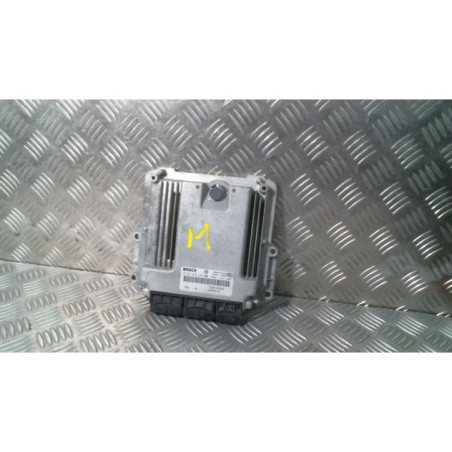 Calculateur moteur RENAULT LAGUNA 3