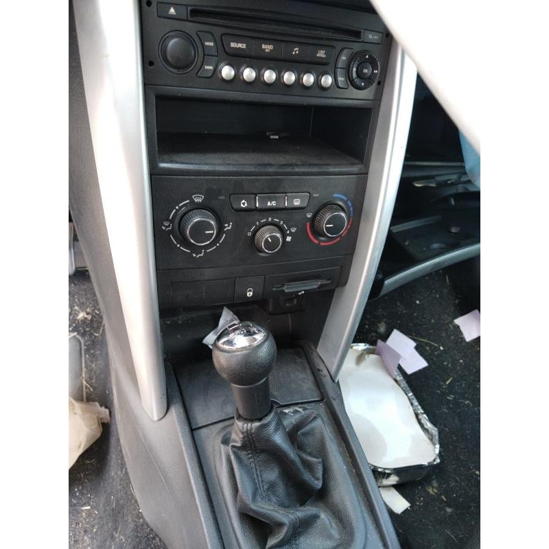 Calculateur moteur PEUGEOT 207 Photo n°6