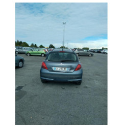 Calculateur moteur PEUGEOT 207