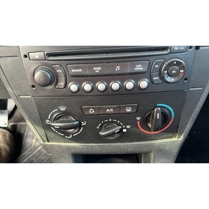 Feu arriere principal droit (feux) CITROEN C4 1 Photo n°10