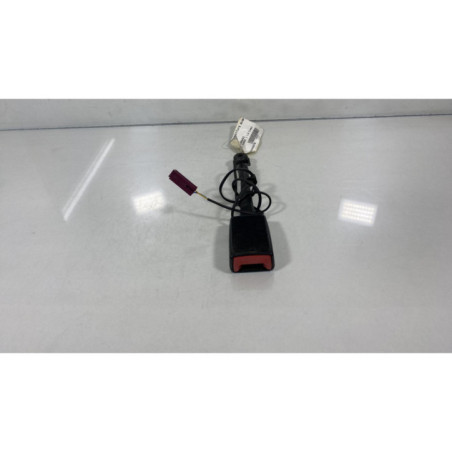 Attache ceinture avant droit FORD C-MAX 2
