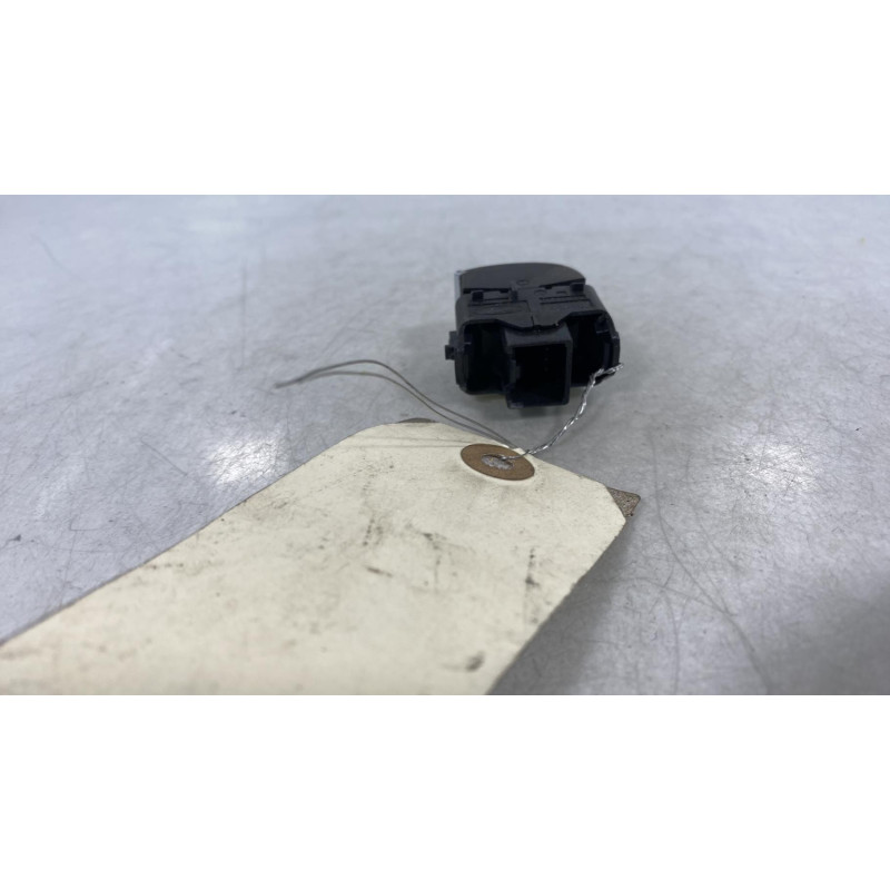 Interrupteur de leve vitre avant droit FORD C-MAX 2 Photo n°3