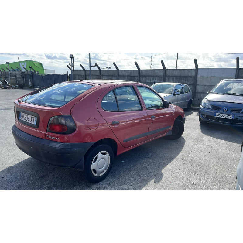Leve vitre mecanique avant gauche RENAULT MEGANE 1 Photo n°11