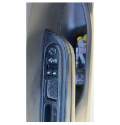 Serrure avant gauche PEUGEOT 307
