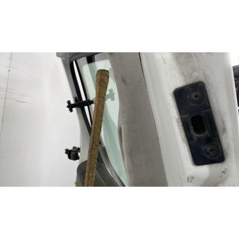 Porte laterale gauche PEUGEOT PARTNER 2 Photo n°8