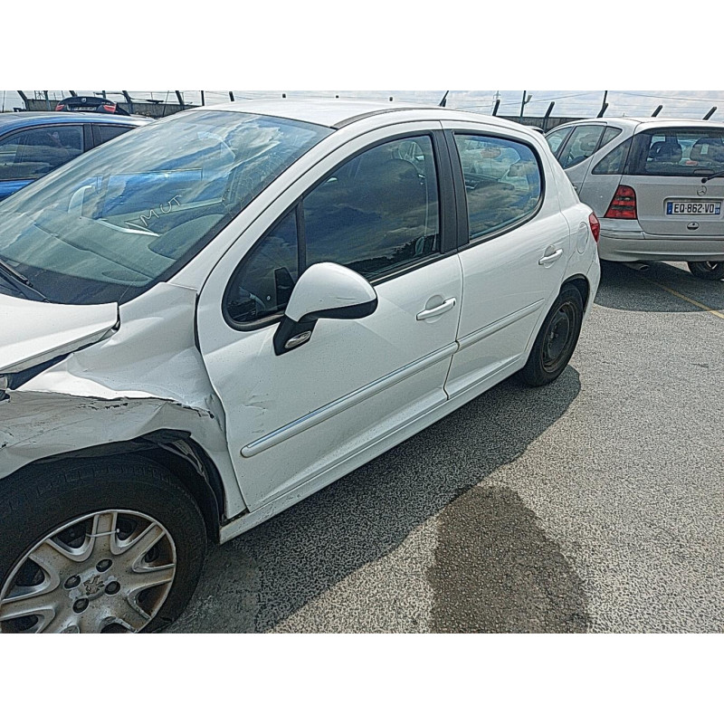 Pretensionneur de ceinture avant droit PEUGEOT 207 Photo n°8