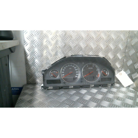 Compteur VOLVO XC 70 1 CROSS COUNTRY