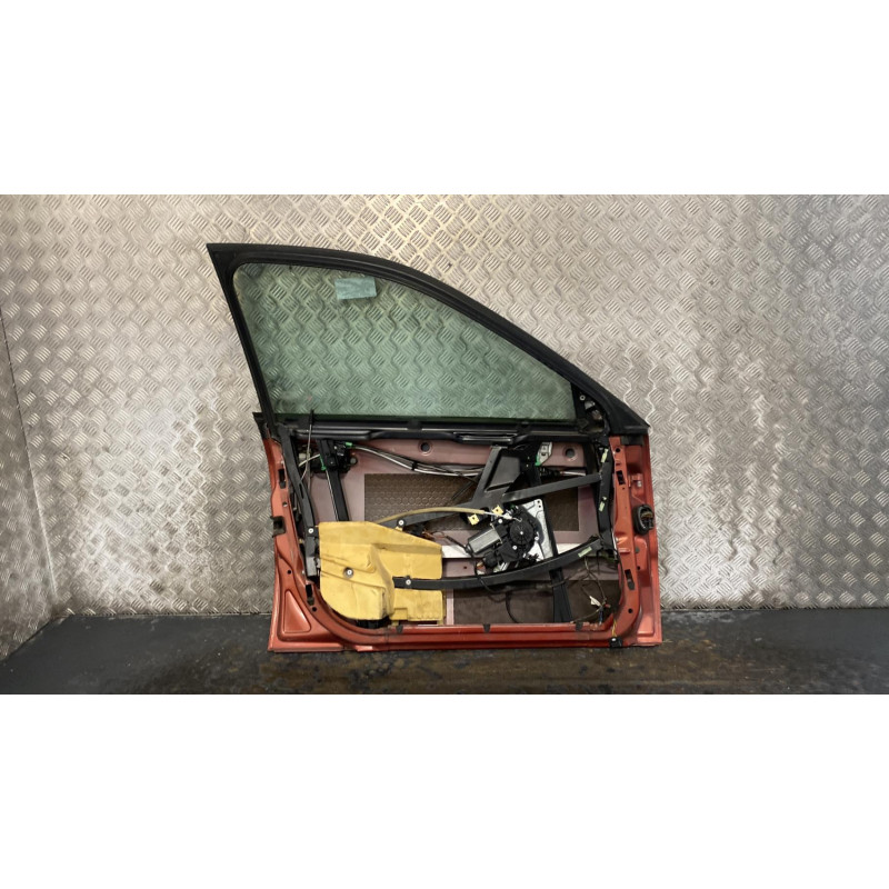 Porte avant gauche AUDI A4 1 Photo n°4
