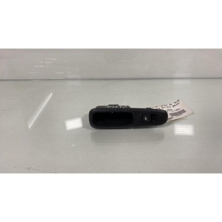 Interrupteur de leve vitre arriere gauche PEUGEOT 5008 1