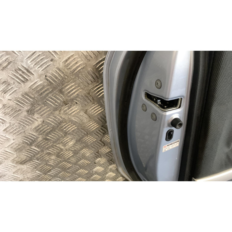 Porte arriere gauche TOYOTA COROLLA VERSO 2 Photo n°4