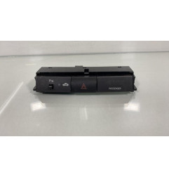 Bouton de warning TOYOTA COROLLA VERSO 2