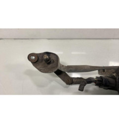 Moteur essuie glace avant TOYOTA COROLLA VERSO 2