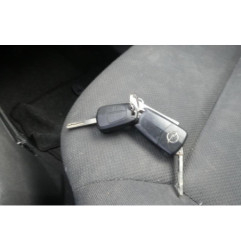 Serrure avant droit OPEL ZAFIRA B