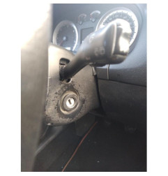 Serrure avant droit VOLKSWAGEN GOLF 4