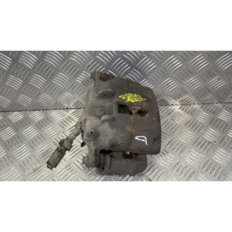 Etrier avant droit (freinage) OPEL VIVARO 1